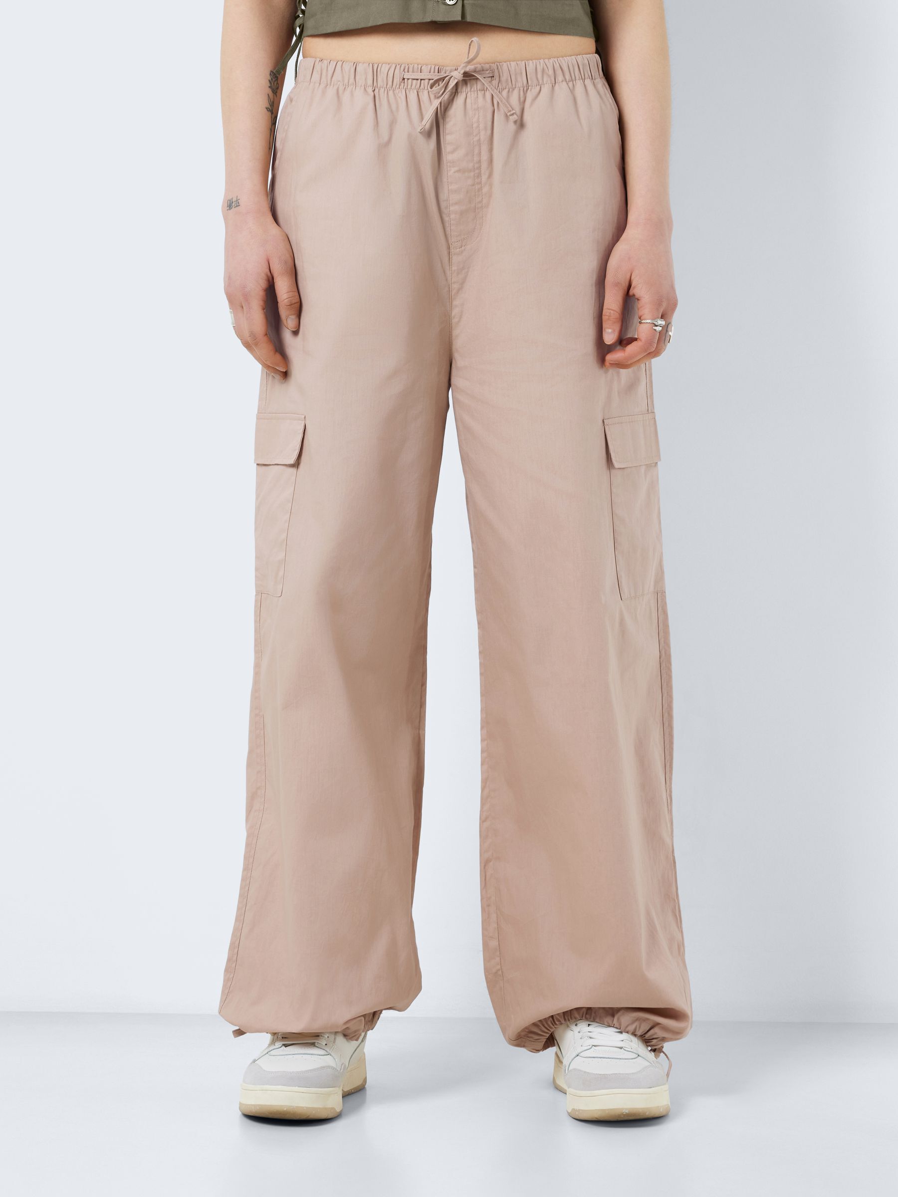 Beige cargo trousers new arrivals