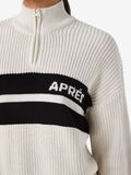 Product image thumbnail - STEHKRAGEN HALF-ZIP PULLOVER, Cloud Dancer | 5