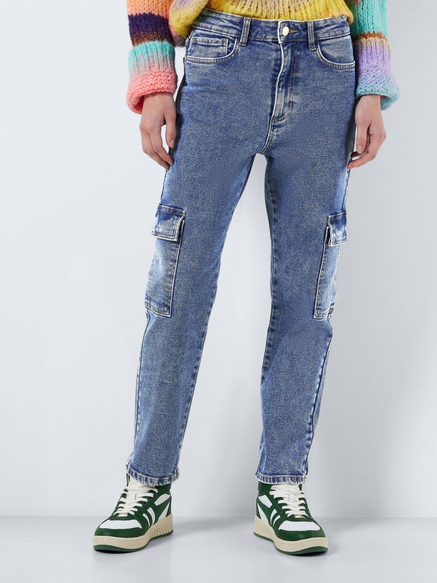 Shop straight fit jeans from Noisy May online