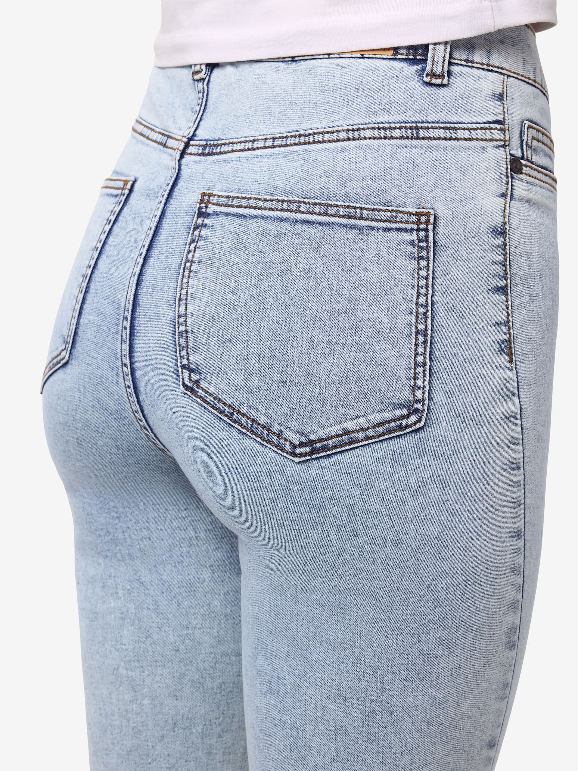 Carousel image - NMCALLIE SKINNY FIT JEANS, Light Blue Denim | 8