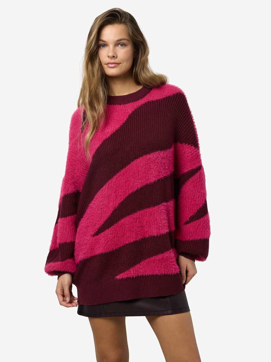 Carousel image - MAGLIONE, Windsor Wine | 6