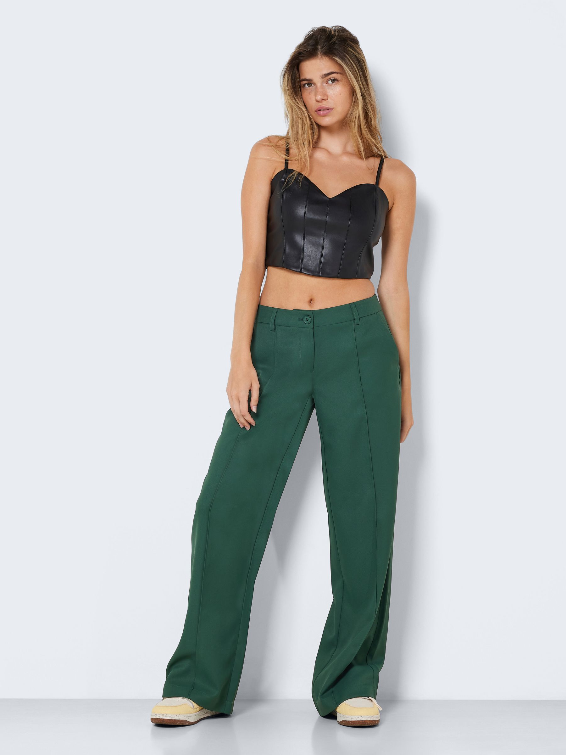 Noisy may hosen clearance