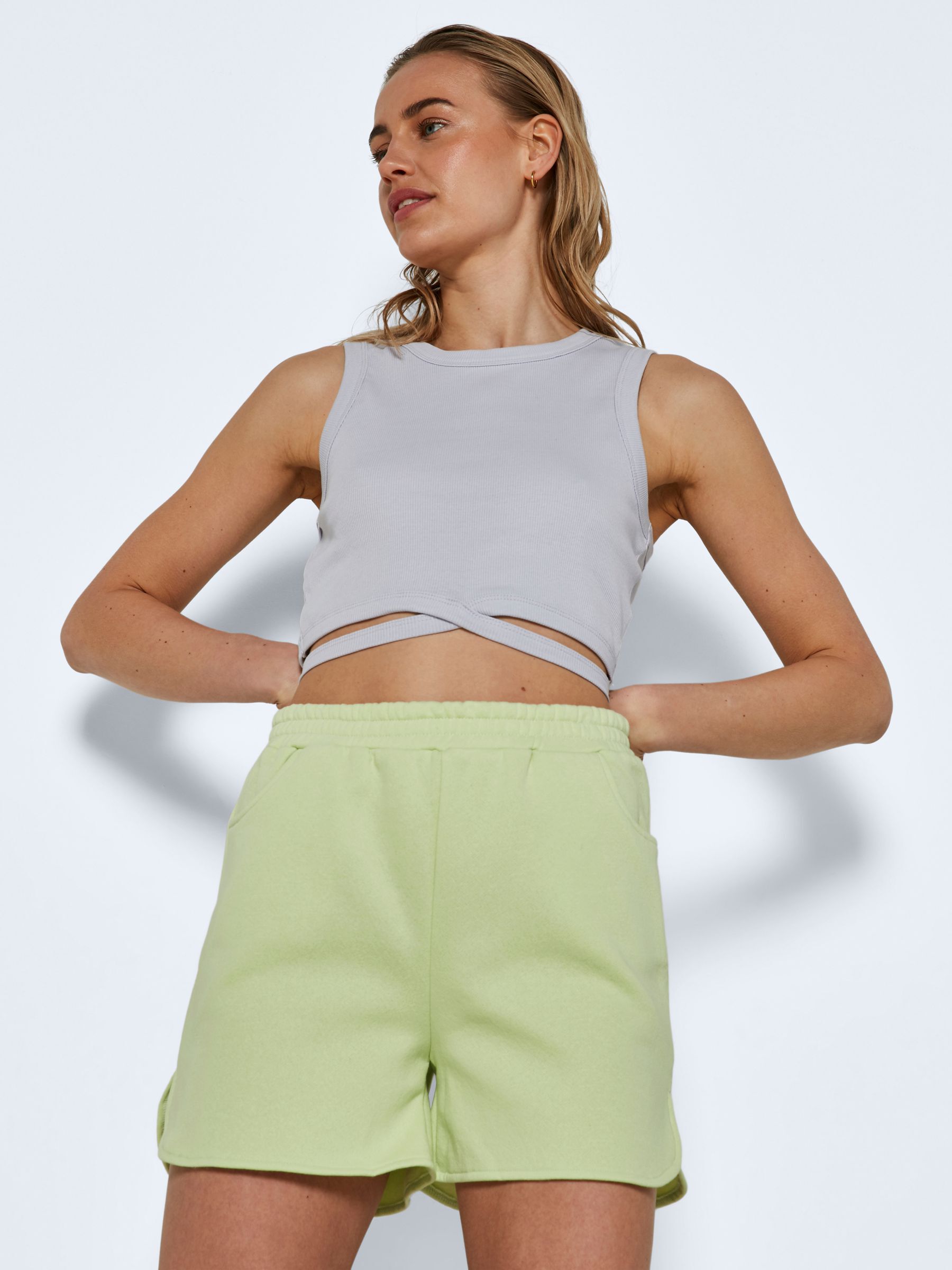 High waisted sweat shorts | Noisy May