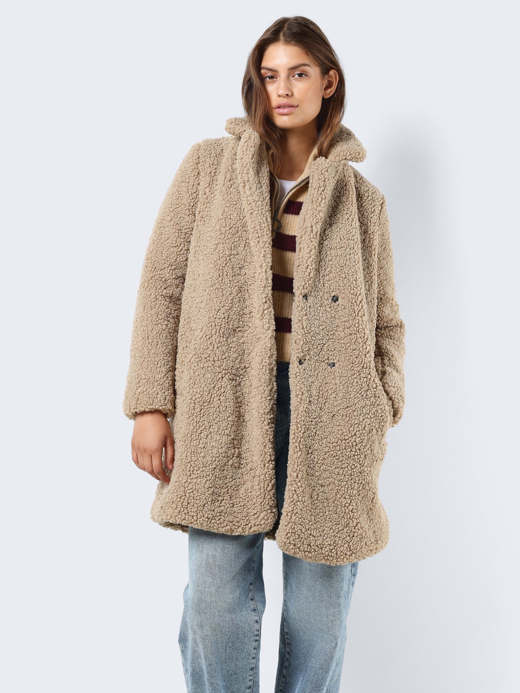 Noisy shop may coat