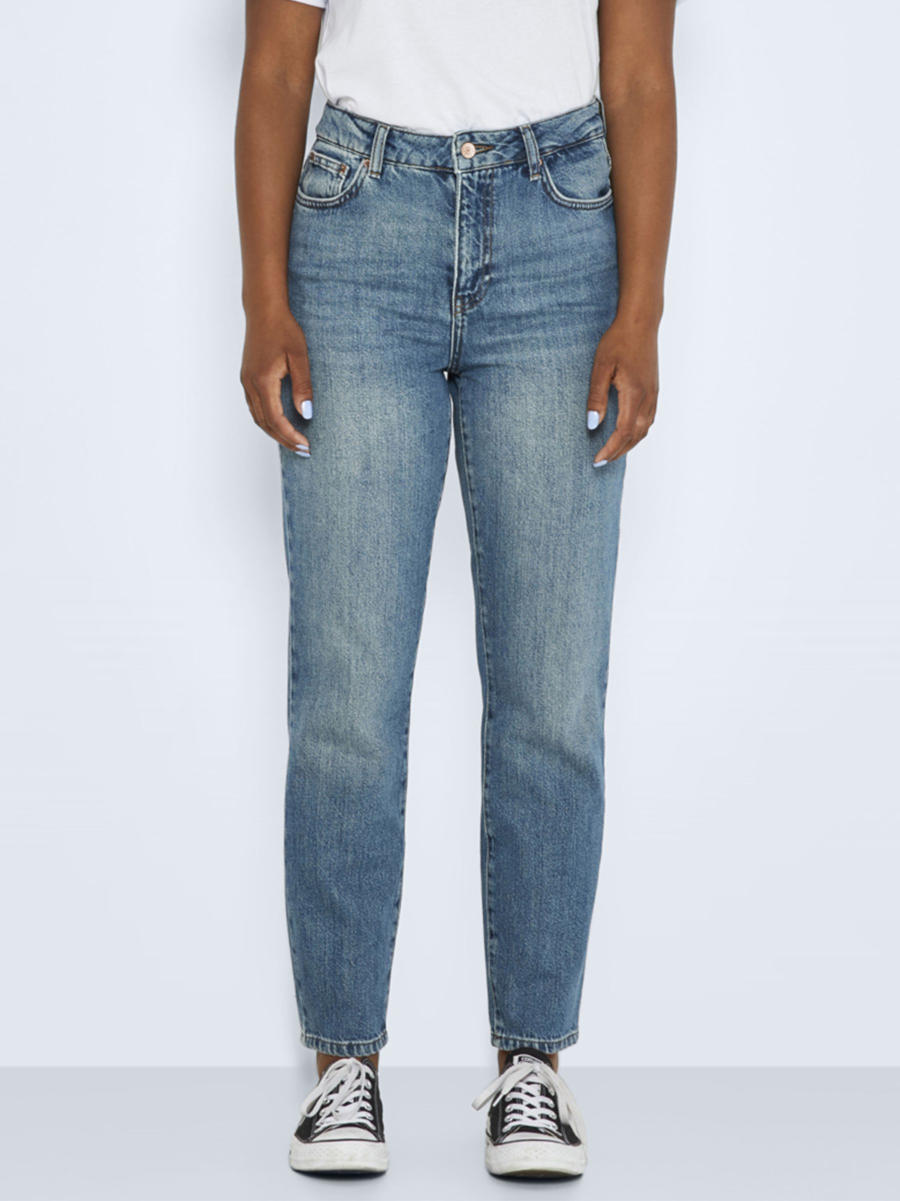 Shop mom jeans from Noisy May online