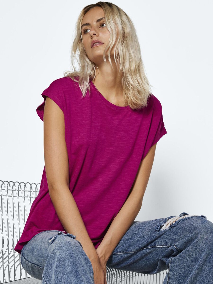 Noisy May OVERSIZED T-SHIRT, Festival Fuchsia, highres - 27002573_FestivalFuchsia_007.jpg