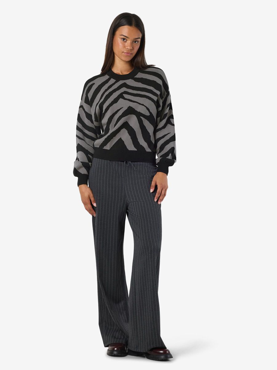 Carousel image - KUVIONEULOKSINEN PUSERO, Black | 4