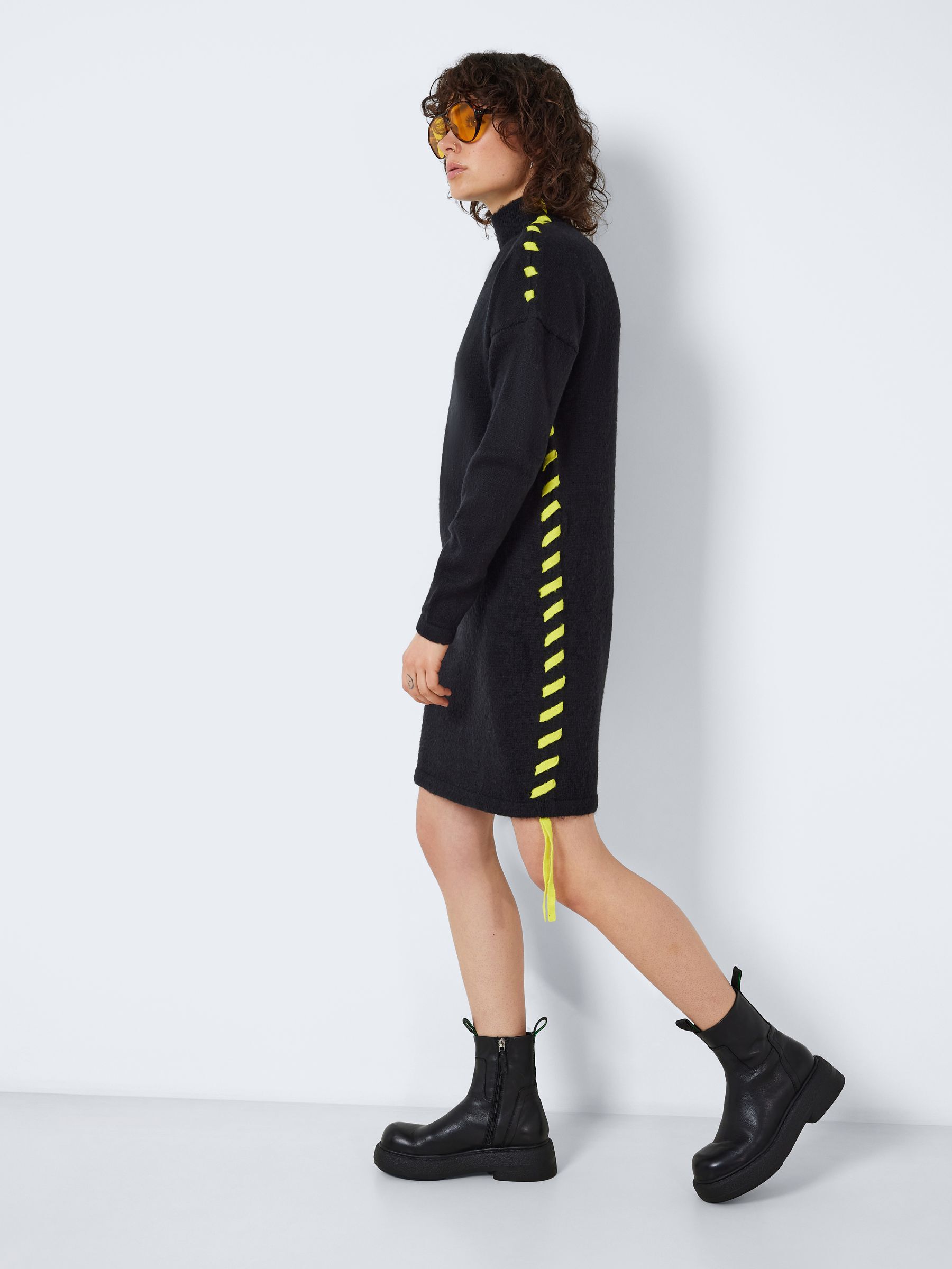 Noisy may sales jurk zwart
