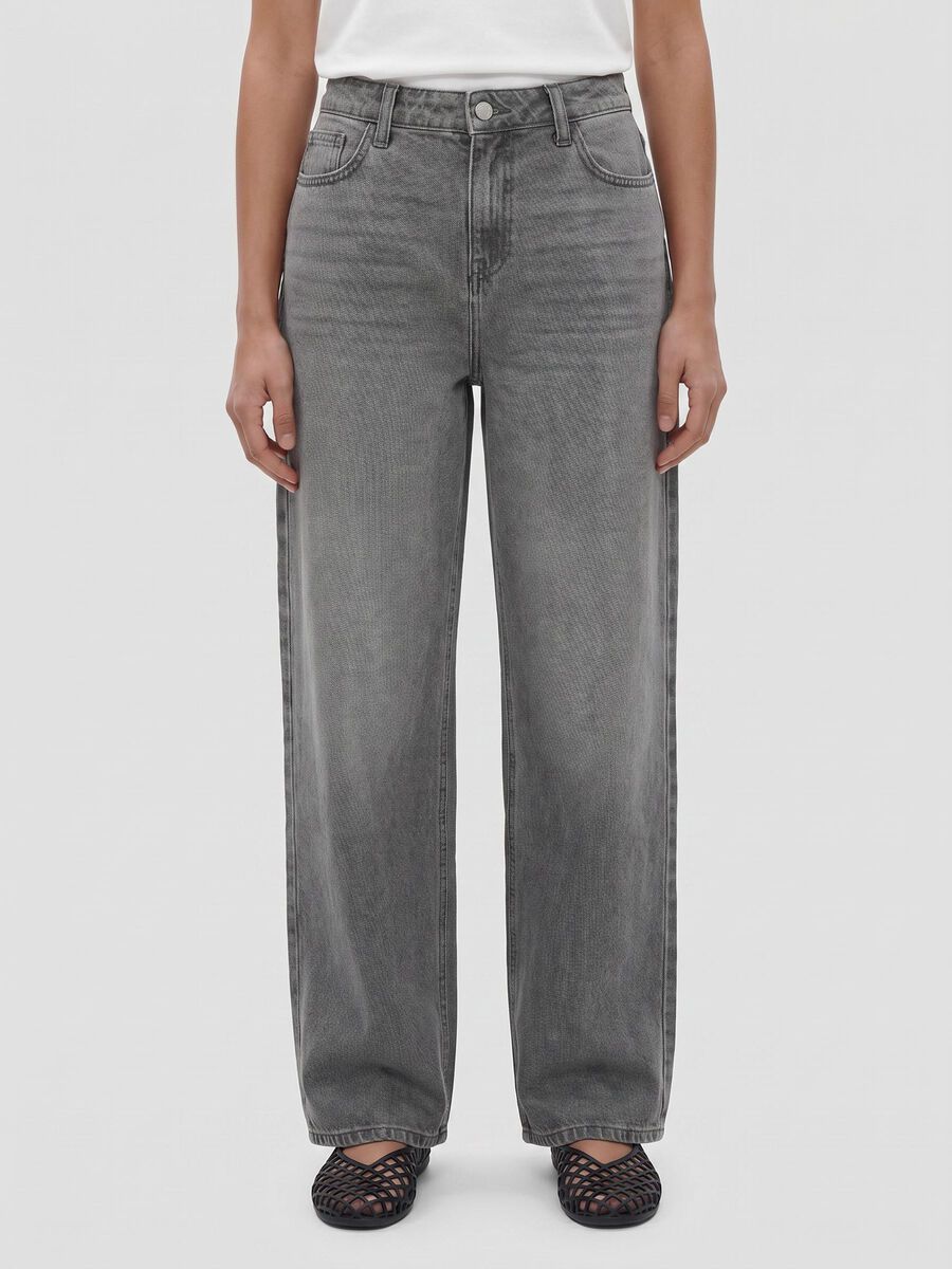 Product tile image - NMALEXA JEAN COUPE BAGGY, Medium Grey Denim | 27036627_MediumGreyDenim