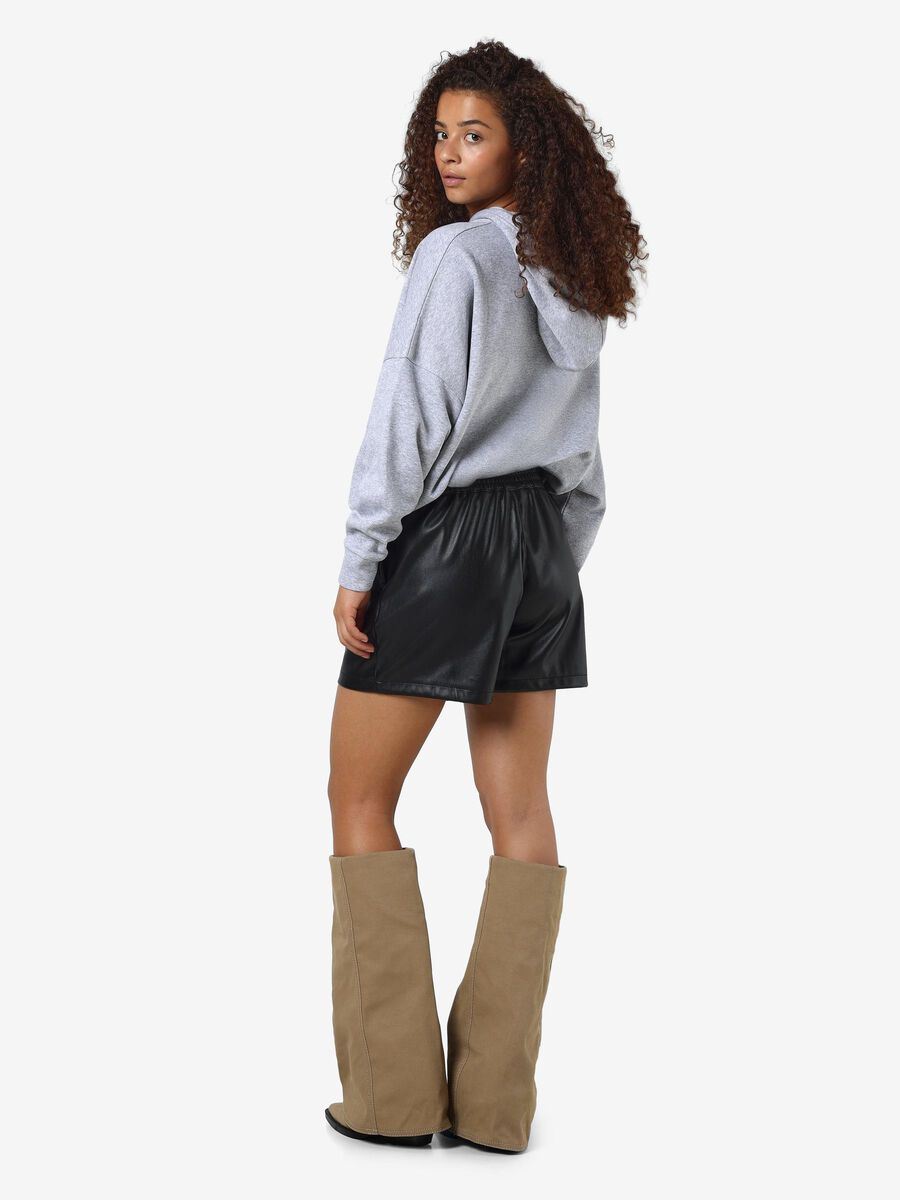 Carousel image - SIMILICUIR SHORT, Black | 3