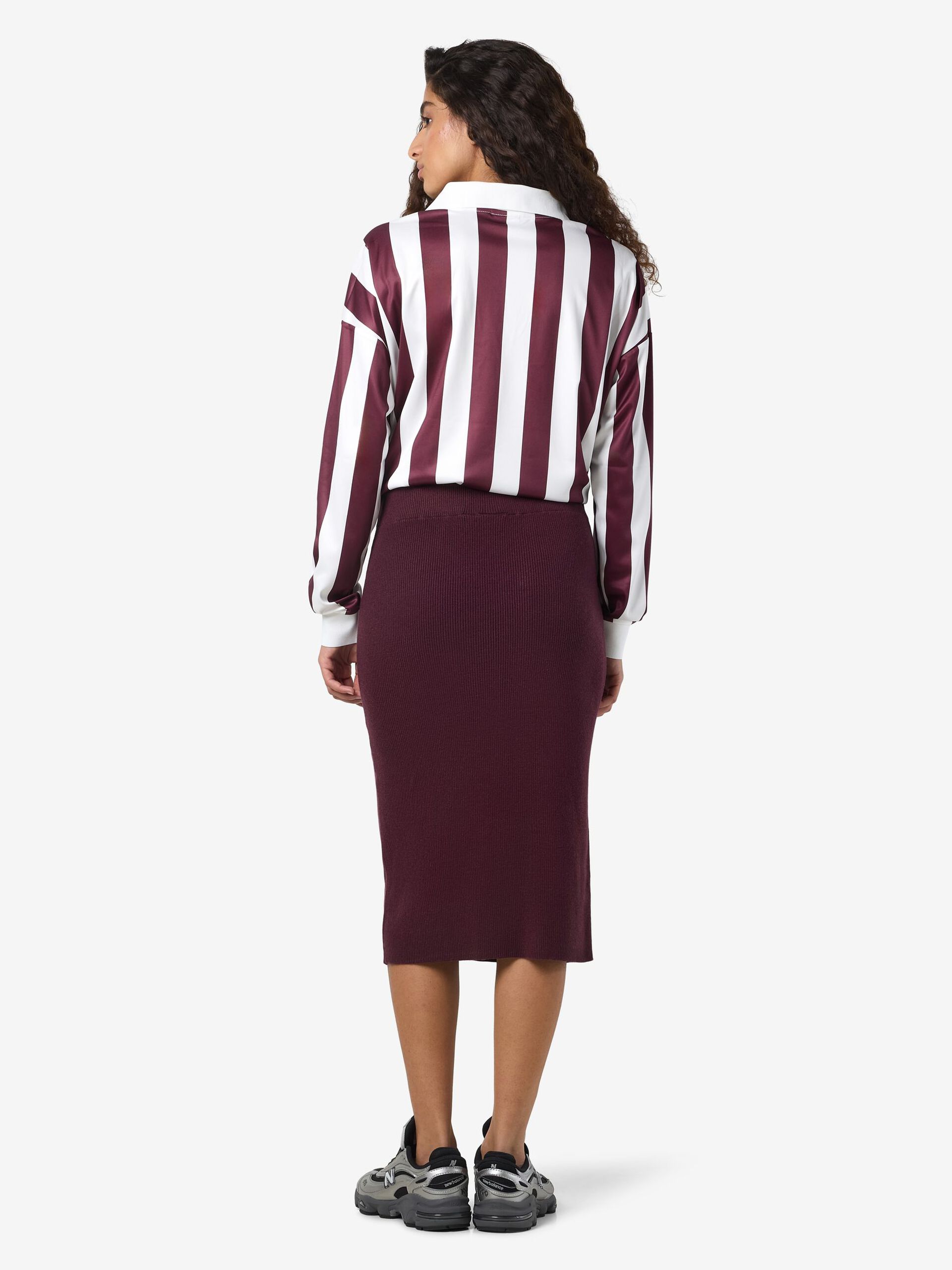 Carousel image - KNITTED MIDI SKIRT, Winetasting | 3