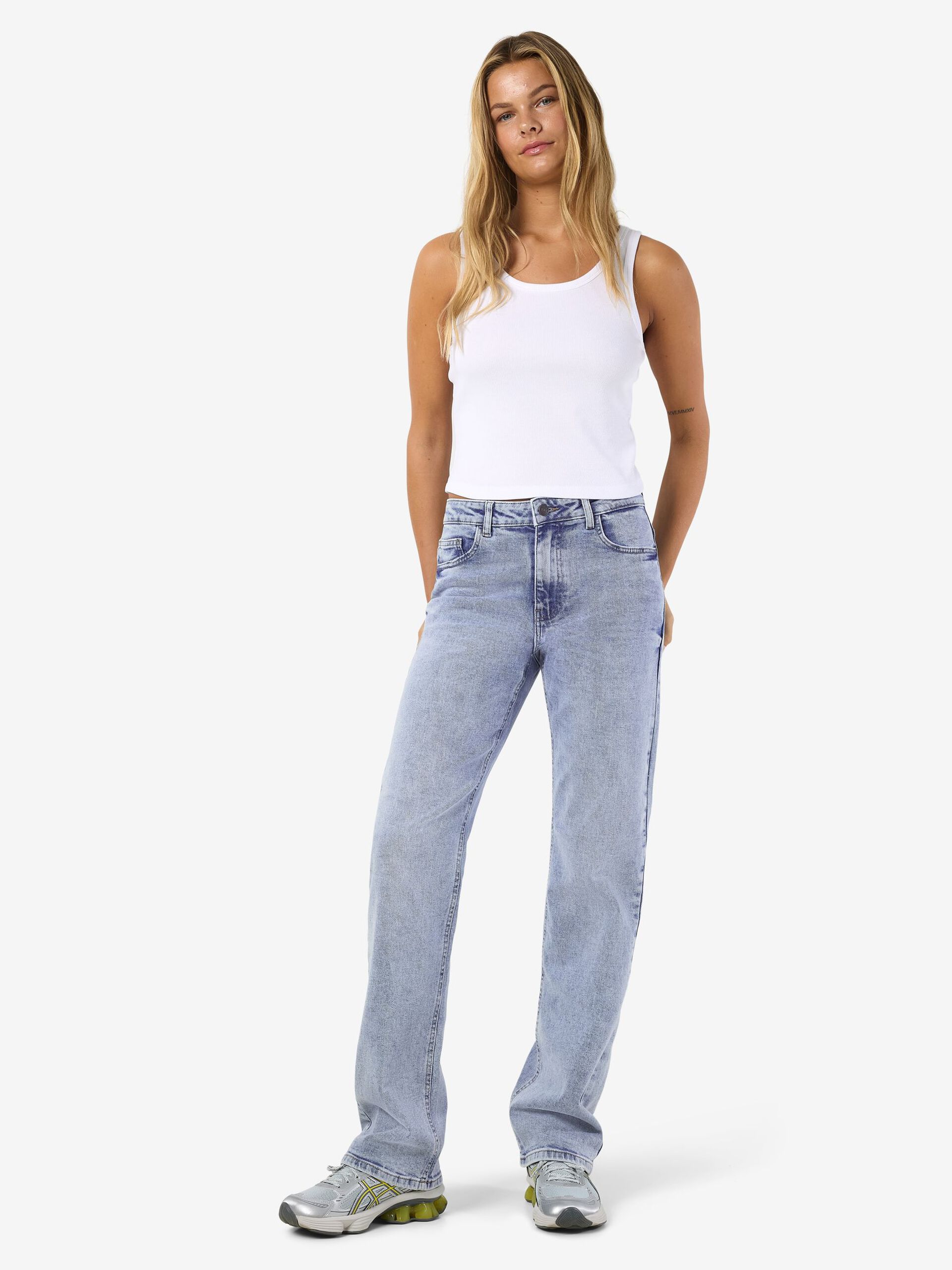 Carousel image - NMMONICA STRAIGHT FIT JEANS, Light Blue Denim | 6
