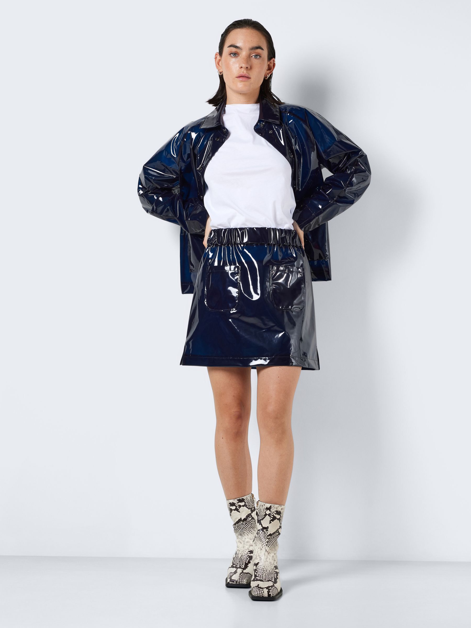 Gonna in pvc sales