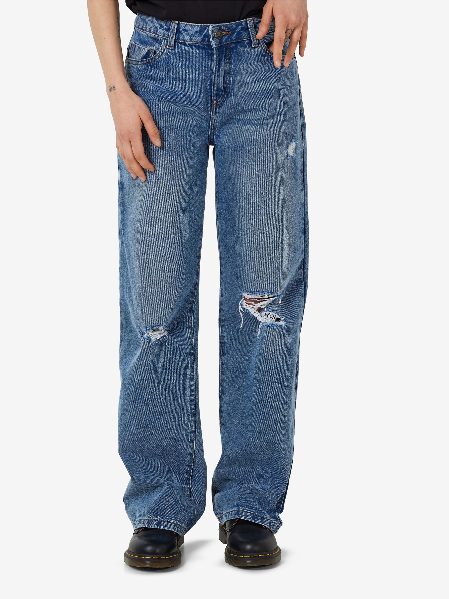 Amanda jeans store