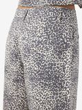 Noisy May SHORTS, Winter White, highres - 27035706_WinterWhite_1219267_008.jpg