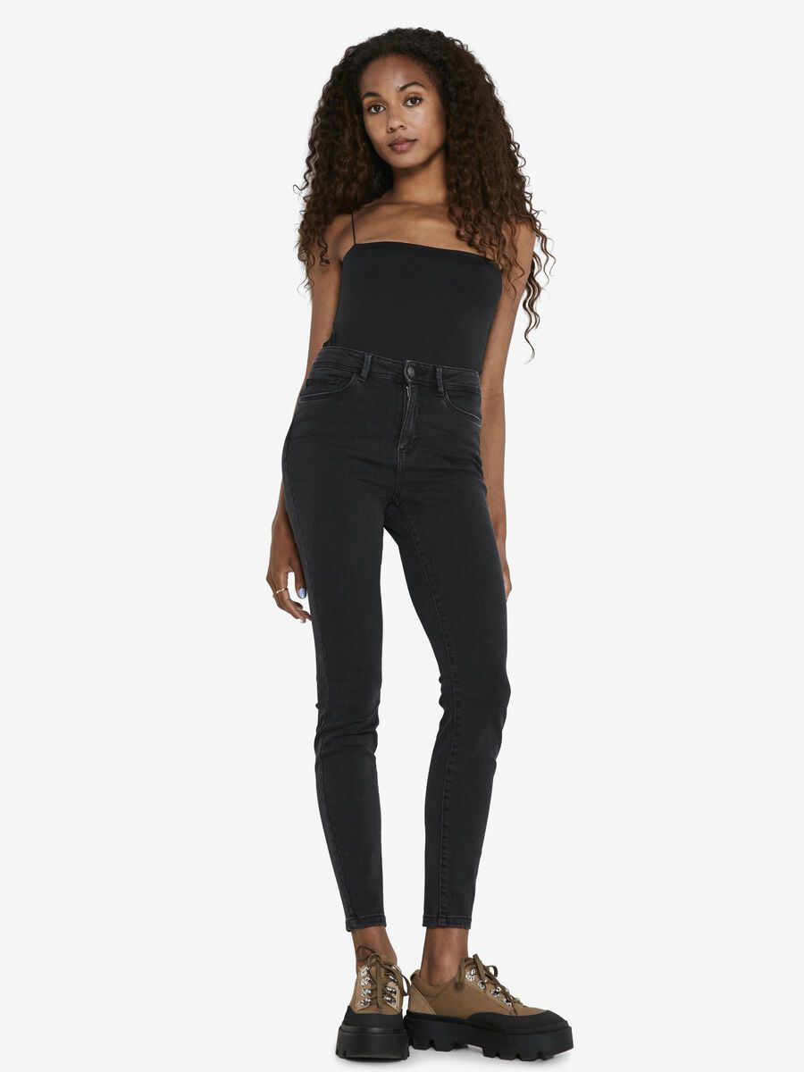 NMAGNES KORKEAVYÖTÄRÖISET SKINNY FIT -FARKUT, Black Denim, highres