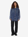 Noisy May LANG SPIJKERBLOUSE, Medium Blue Denim, highres - 27029309_MediumBlueDenim_004.jpg