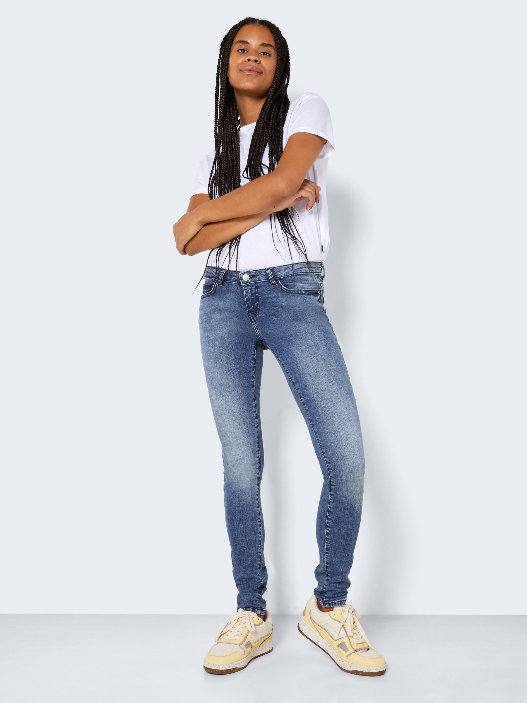 NMEVE A TAILLE BASSE JEAN SKINNY Bleu NOISY MAY