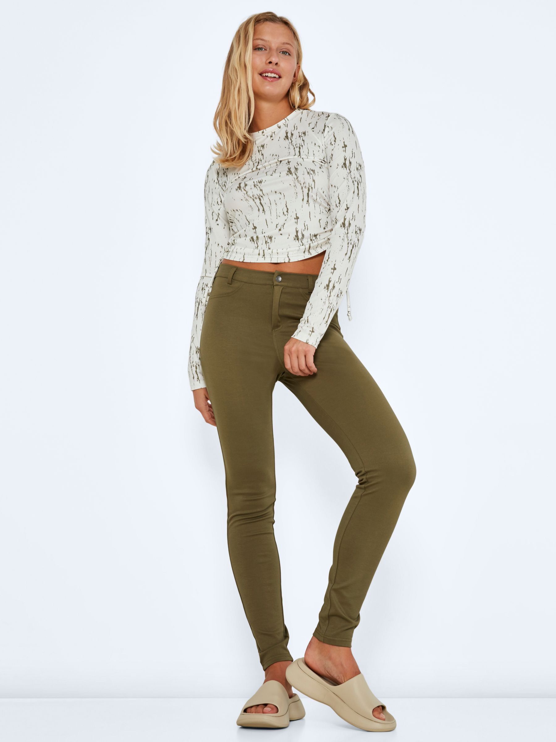 High waisted trousers | Noisy May