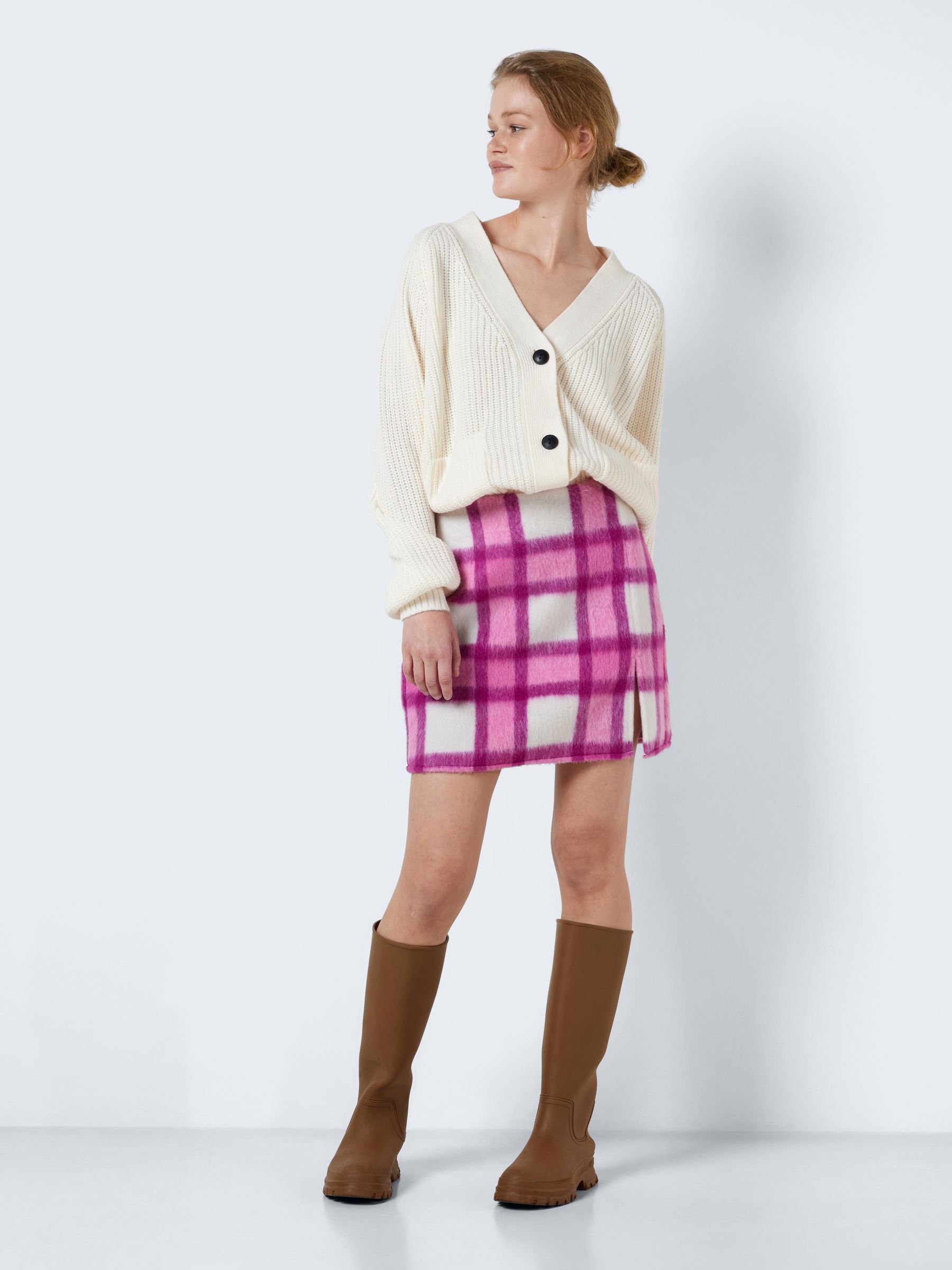 Pink plaid skirt for sale top