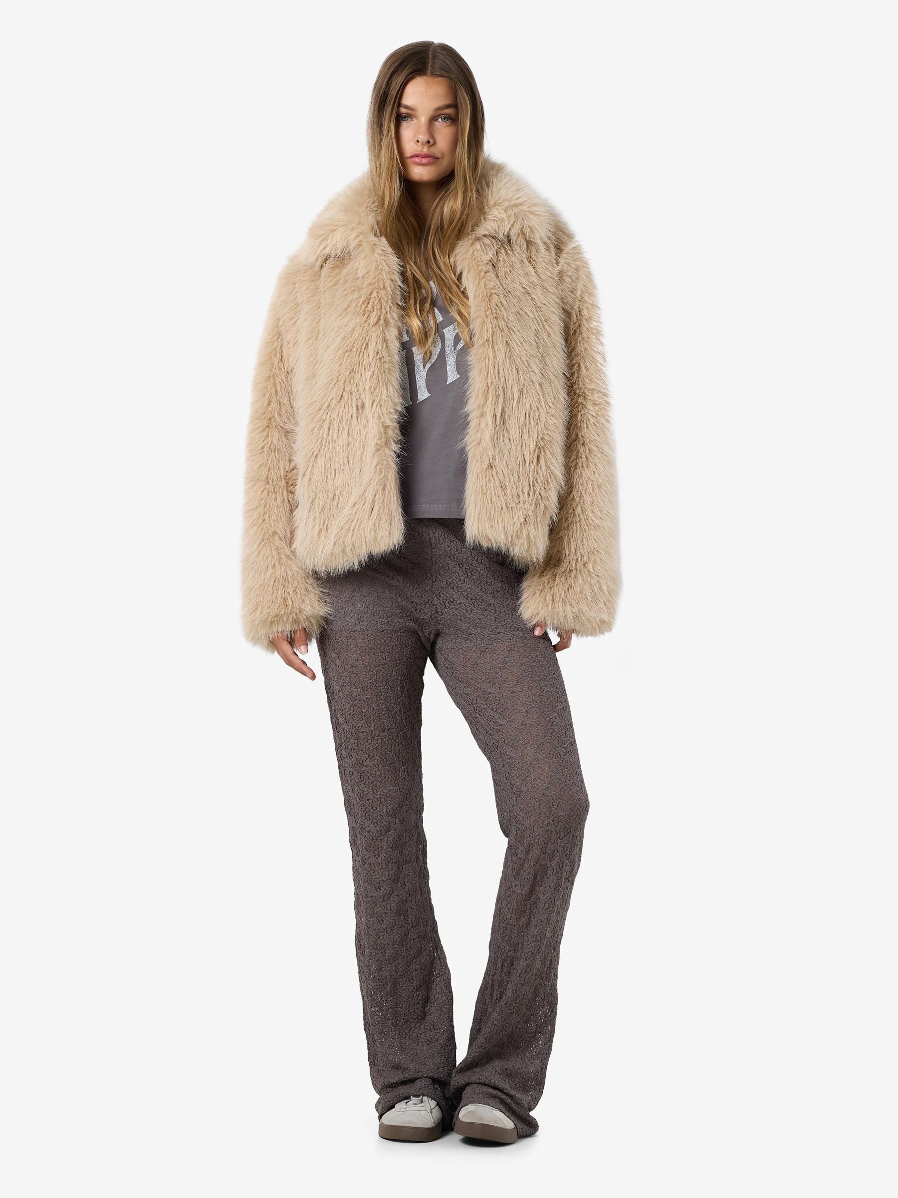 Noisy may faux fur store