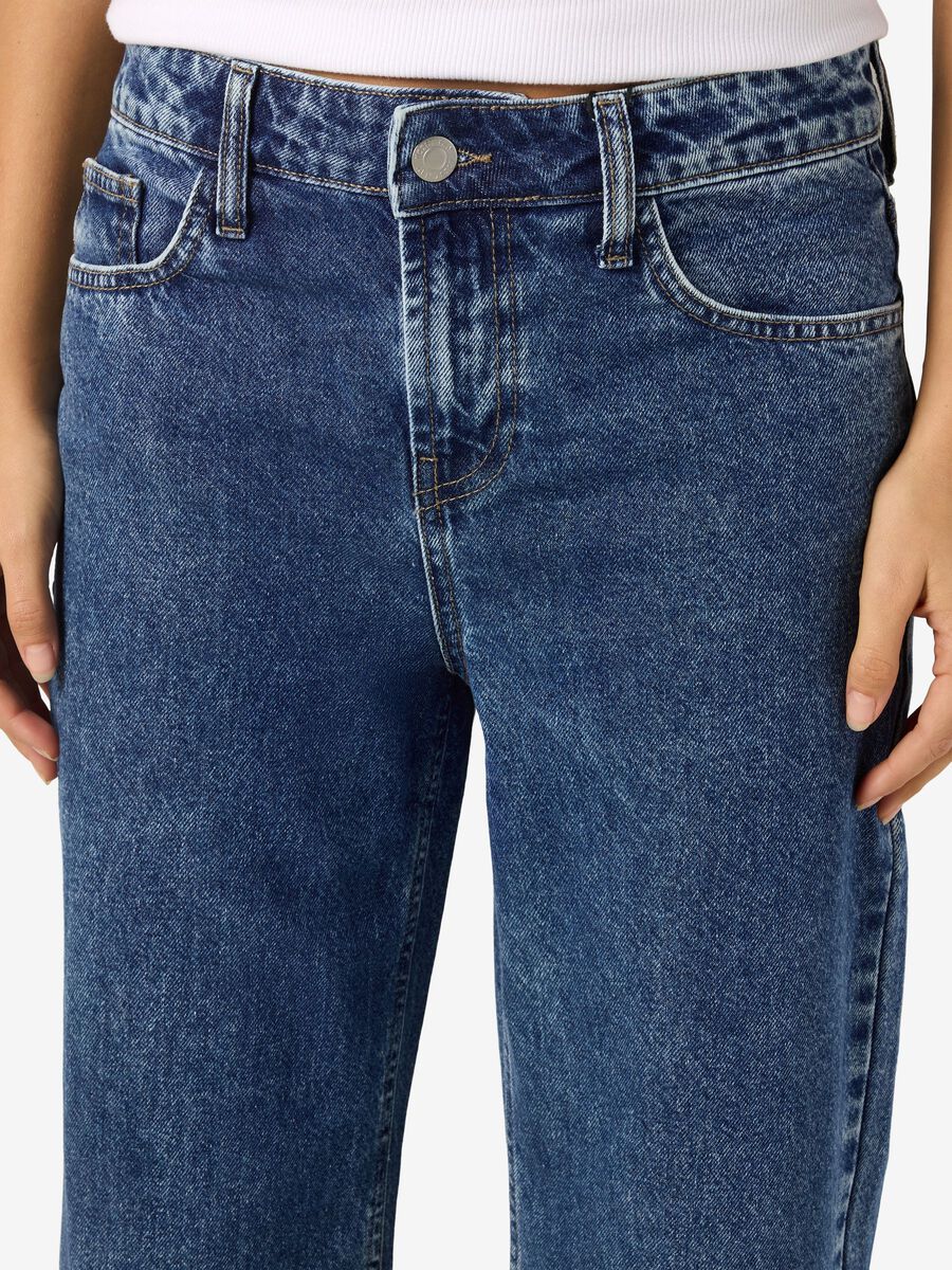 Carousel image - NMADRIANA LOOSE FIT JEANS, Medium Blue Denim | 5