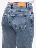 Noisy May NMYOLANDA STRAIGHT FIT JEANS, Medium Blue Denim, highres - 27035211_MediumBlueDenim_008.jpg