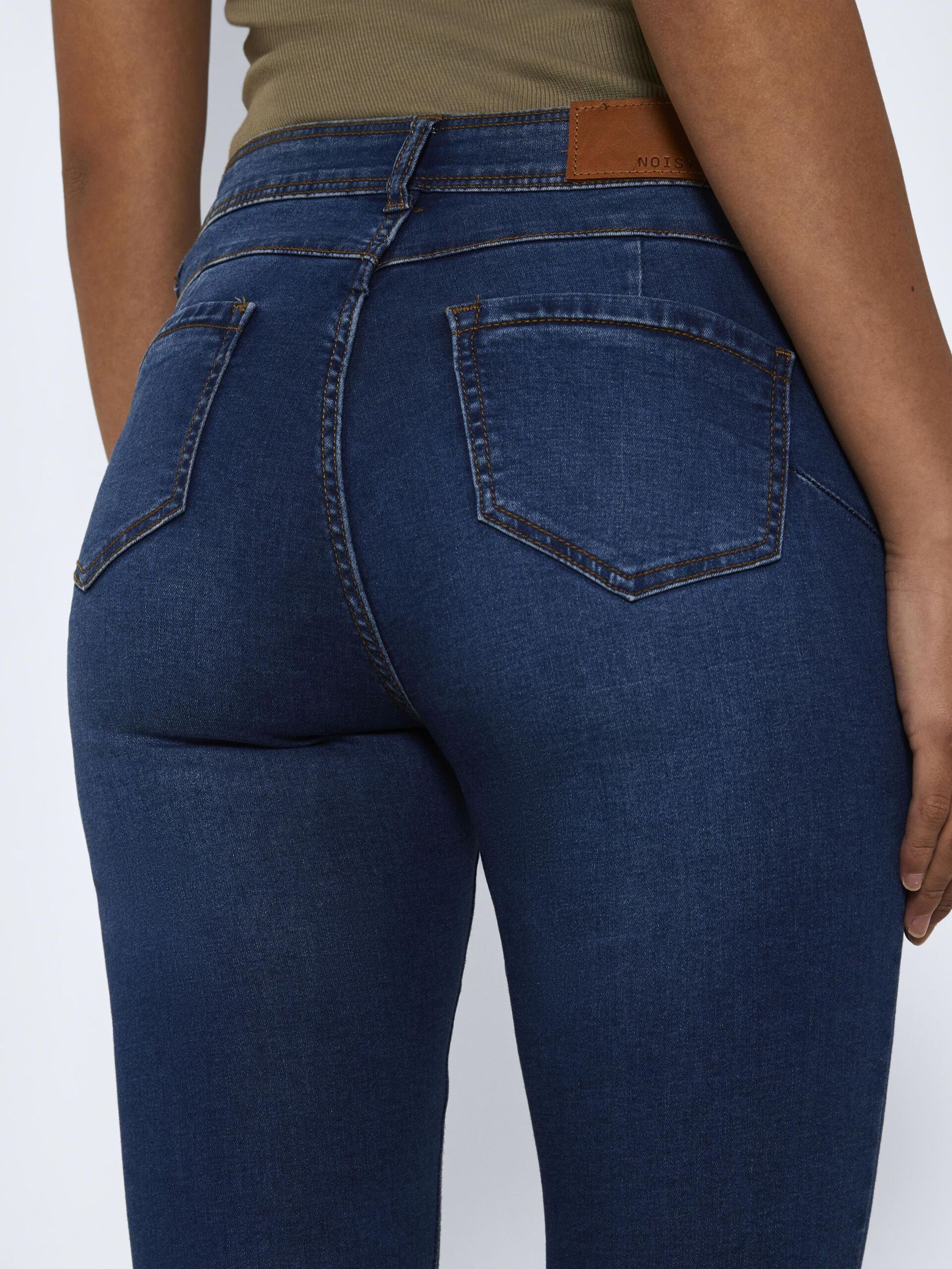 Carousel image - NMJEN NORMAL WAISTED SKINNY FIT JEANS, Medium Blue Denim | 8