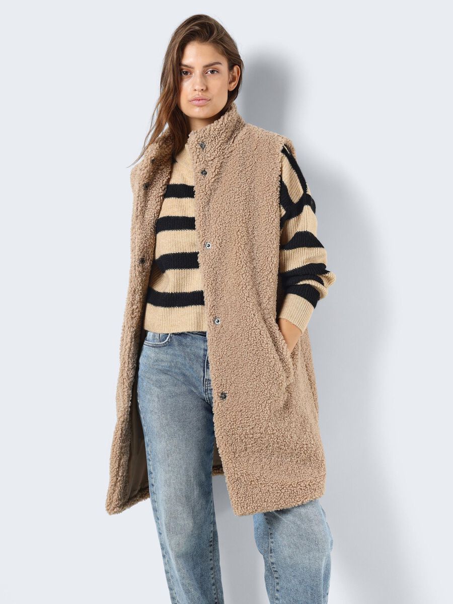 Noisy May TEDDY GILET, Nomad, highres - 27017064_Nomad_007.jpg