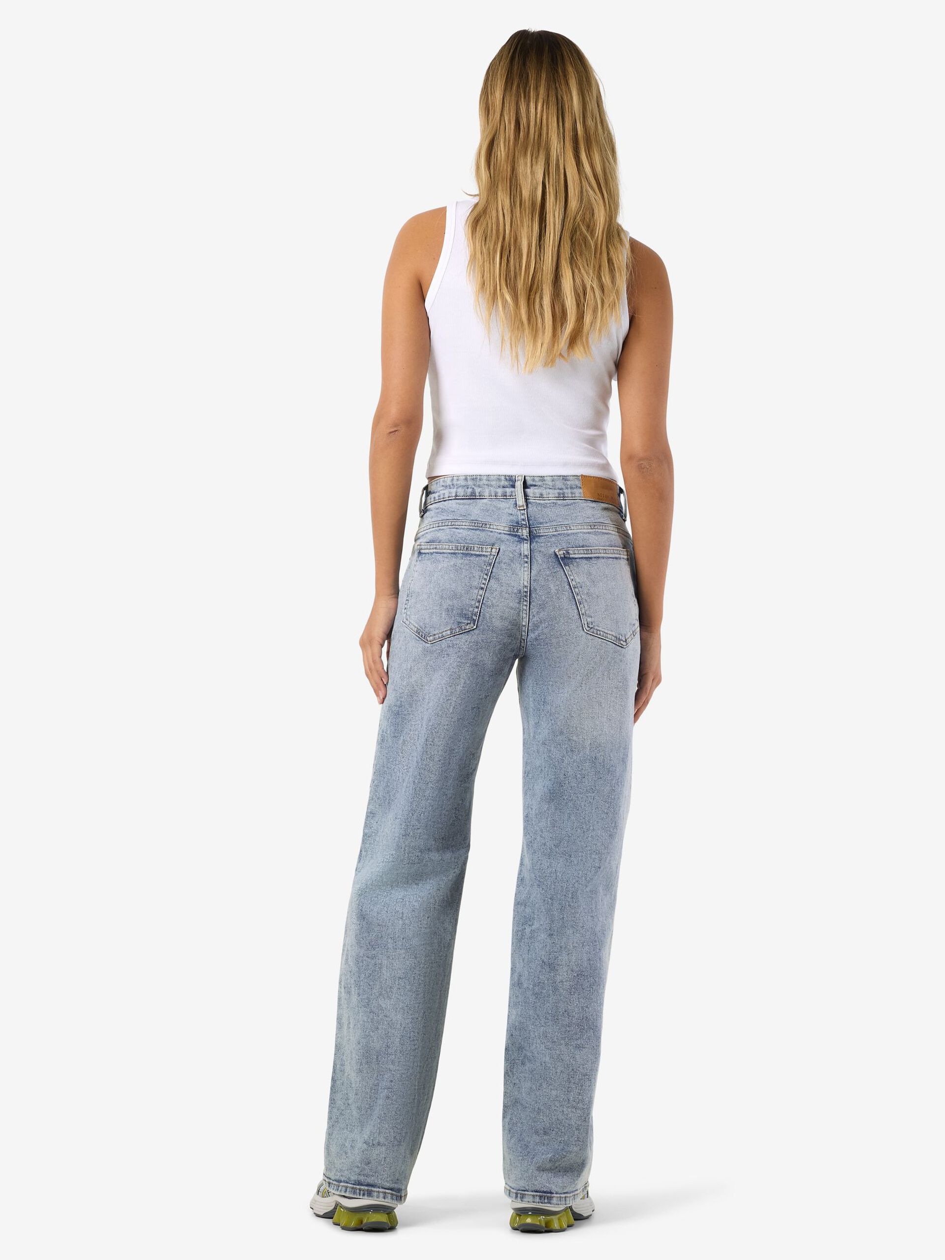 Carousel image - NMYOLANDA STRAIGHT FIT JEANS, Light Blue Denim | 4