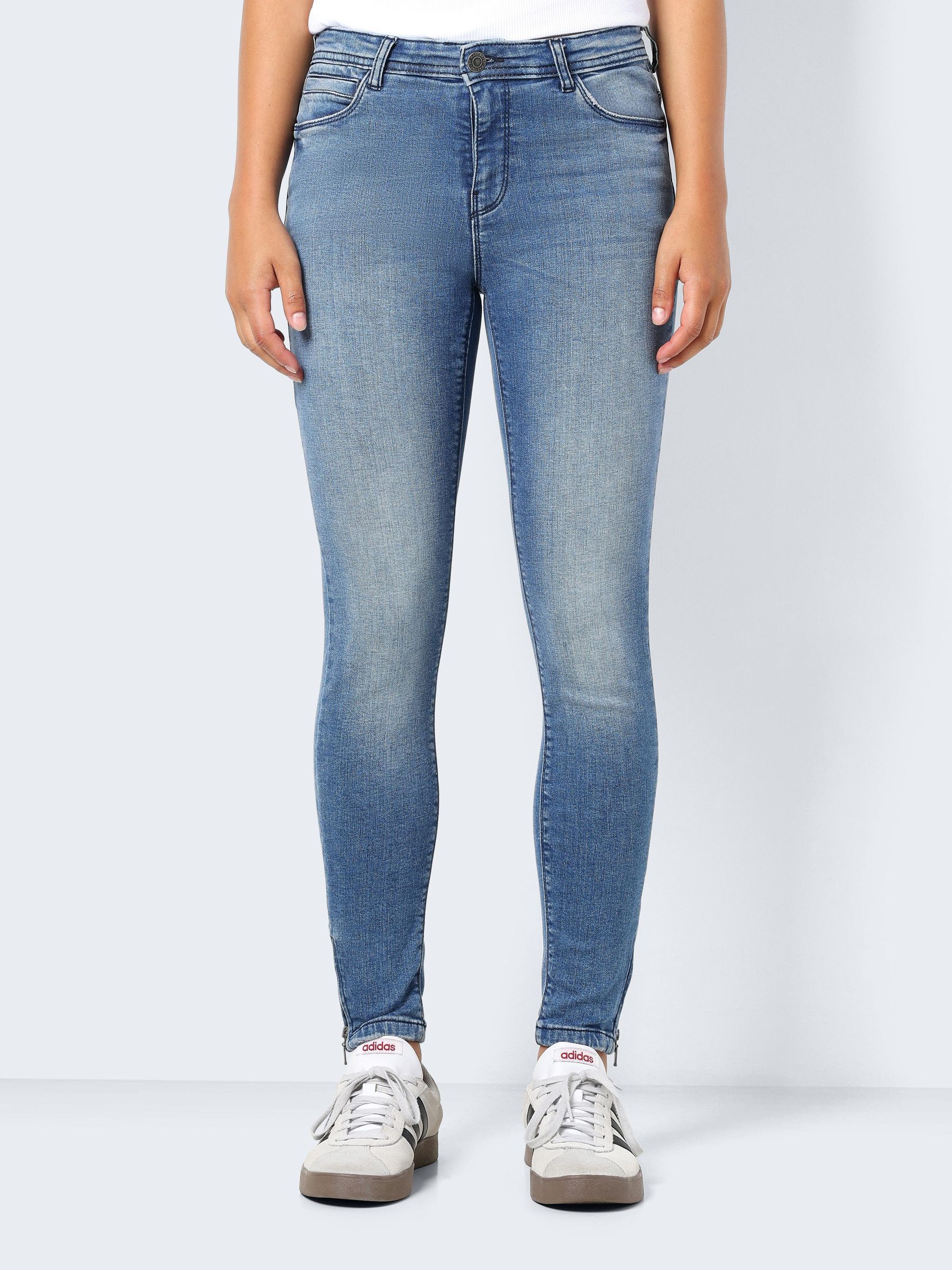 Shop Kimmy jeans from Noisy May online