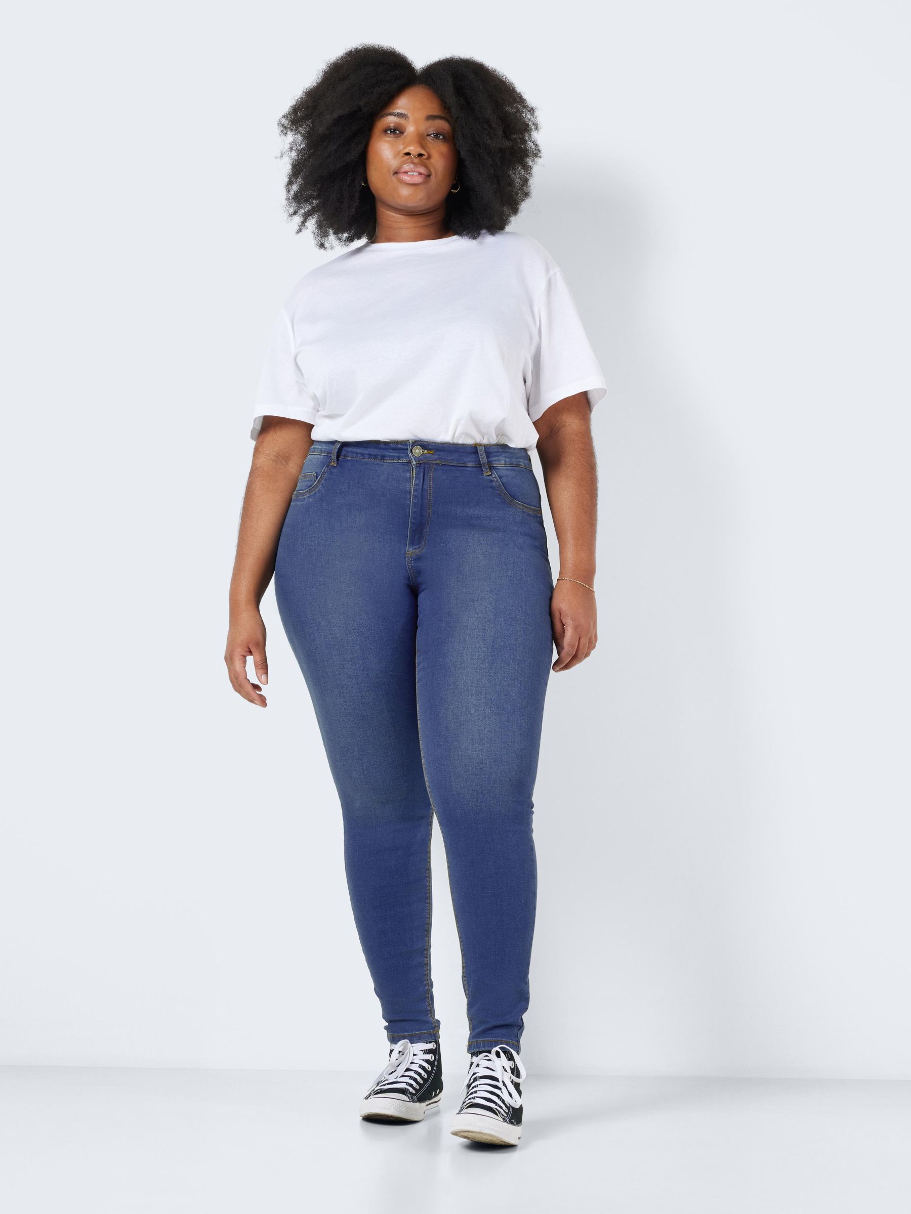 CURVE NMCALLIE SKINNY FIT JEANS