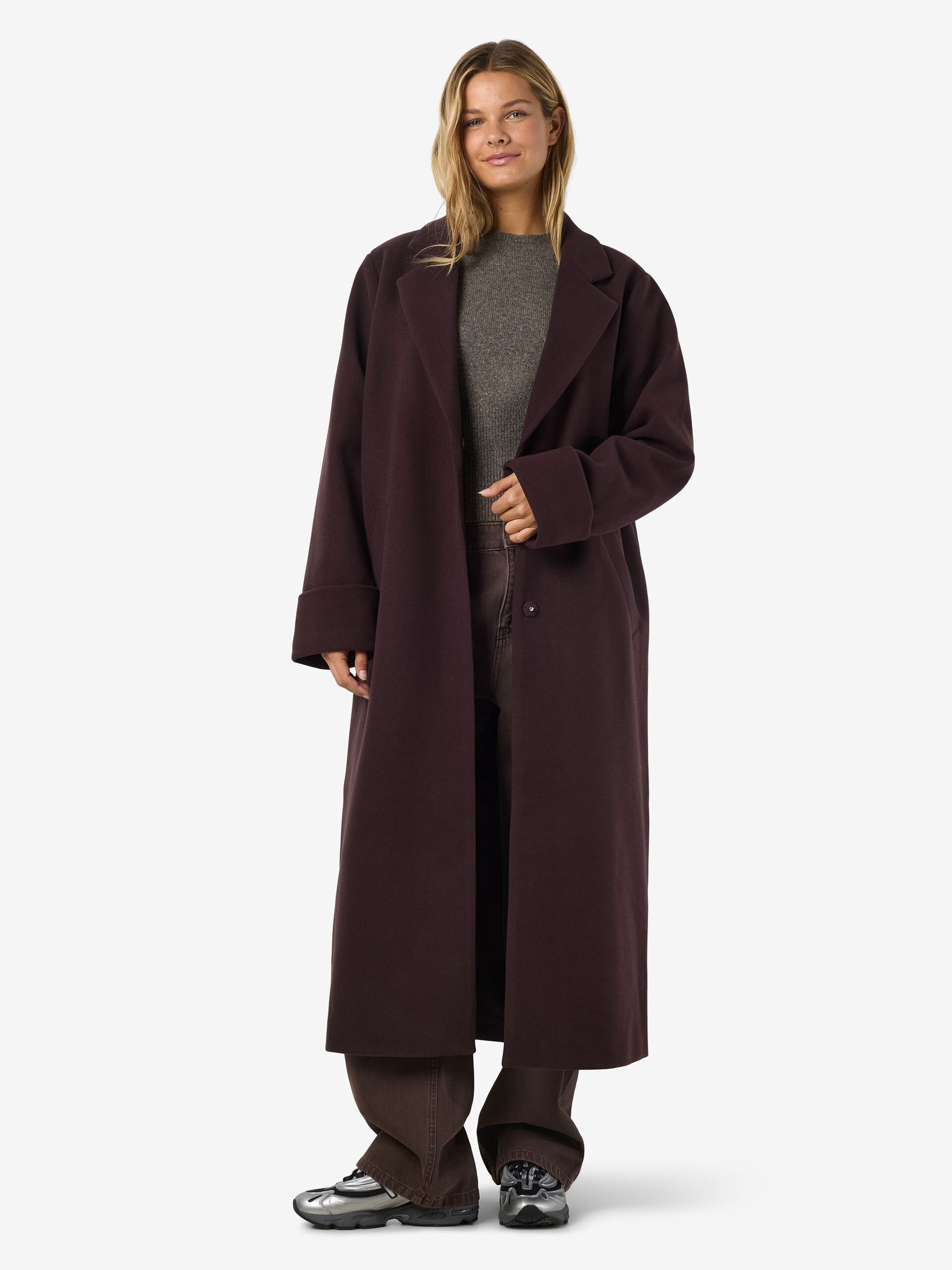 Carousel image - LONGLINE COAT, Chocolate Plum | 8