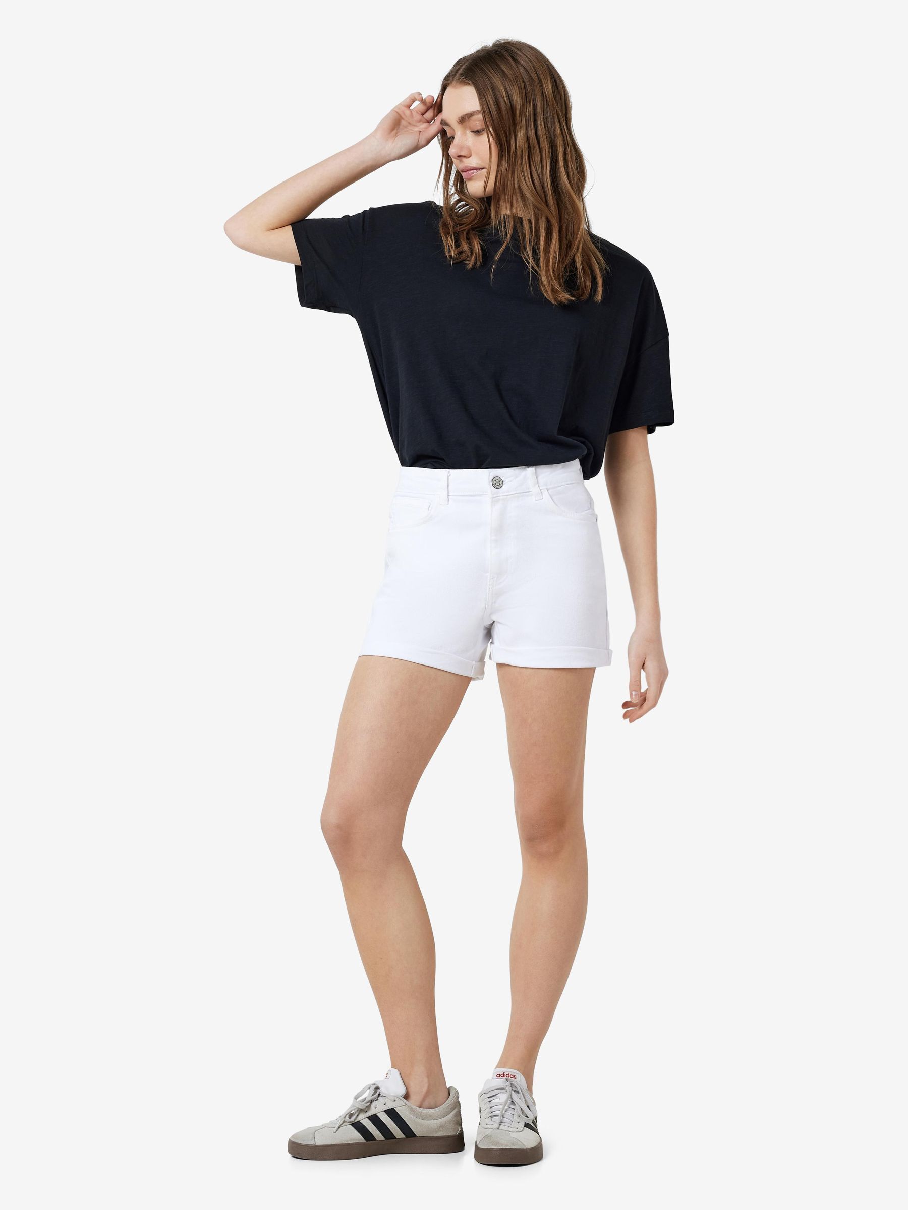 HIGH WAISTED DENIM SHORTS