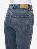 Product image thumbnail - NMDAISY MOM JEANS, Medium Blue Denim | 8