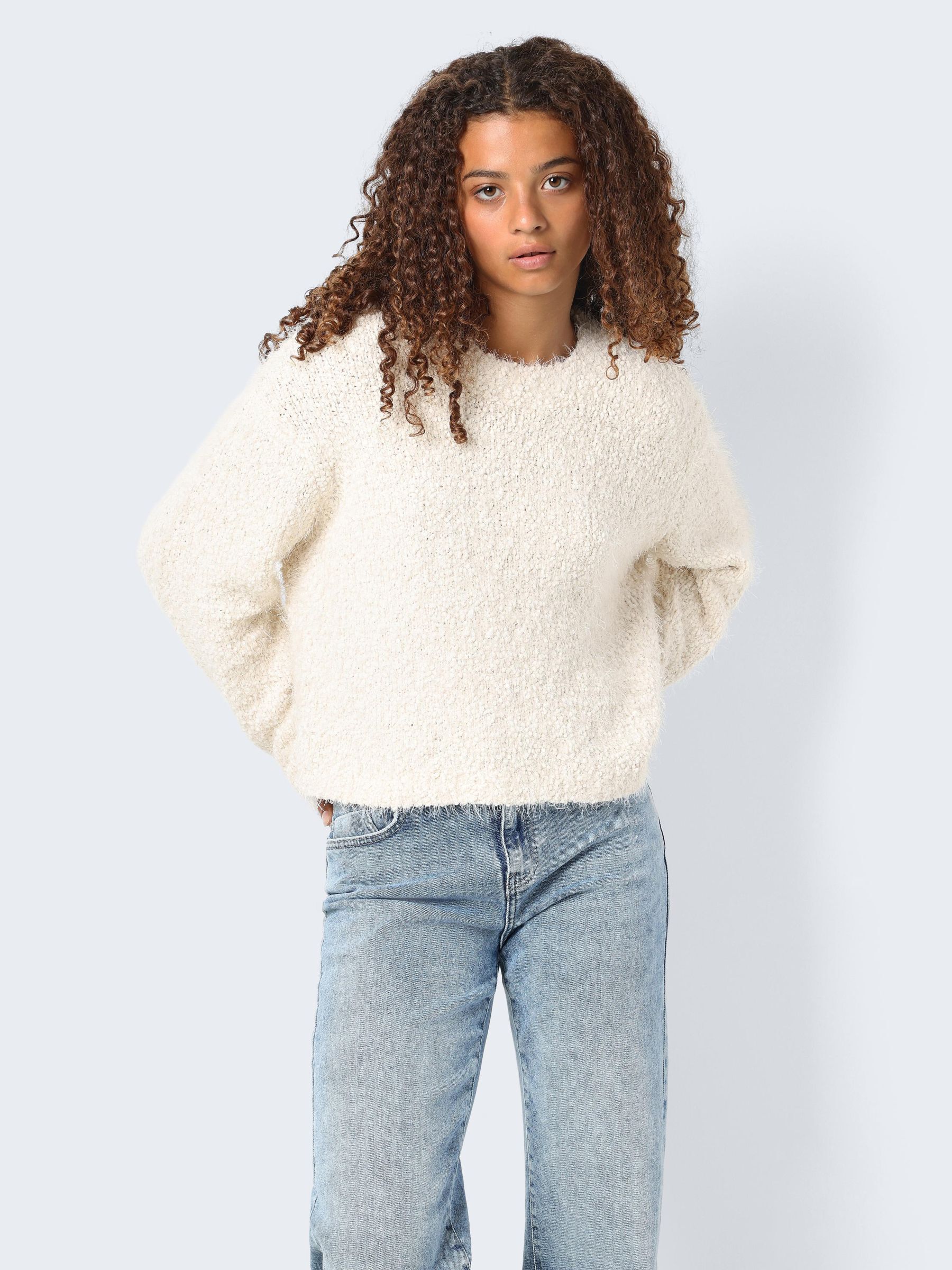 FLUFFY KNITTED PULLOVER