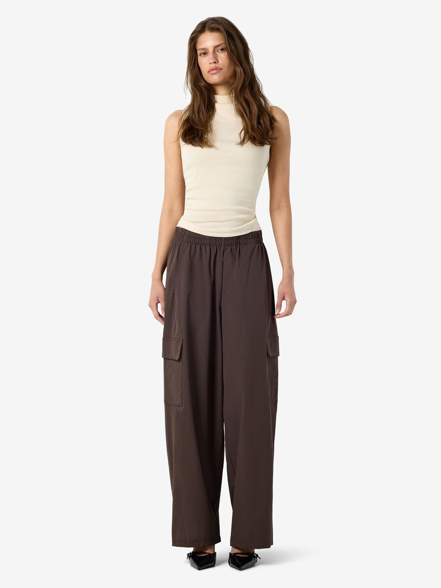 Carousel image - NMKIRBY CARGO TROUSERS, Chocolate Brown | 4