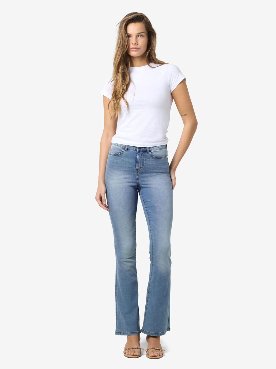 Noisy May NMSALLIE FLARED JEANS, Light Blue Denim, highres - 27019304_LightBlueDenim_004.jpg