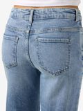 Noisy May NMNILA JEANS MED VID PASSFORM, Light Blue Denim, highres - 27034112_LightBlueDenim_008.jpg